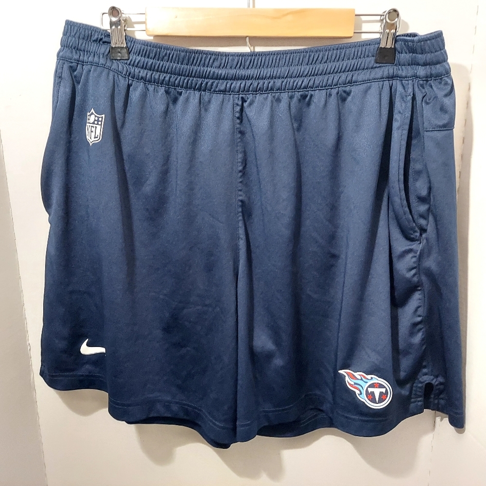 Tennessee Titans Nike Shorts Size XL NFL On Field Apparel Dri Fit Team Issued